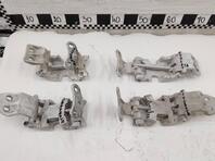 Петля двери Peugeot Boxer c 2006 г.