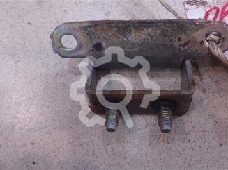 Петля двери багажника Nissan Primera P11E 1996 - 2002