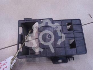 Кронштейн (кузов снаружи) Cadillac SRX 2003 - 2009