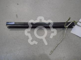 Направляющая стекла двери Nissan X - Trail (T31) c 2007 г.