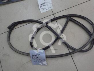 Уплотнитель двери Hyundai Elantra III [XD] 2000 - 2010