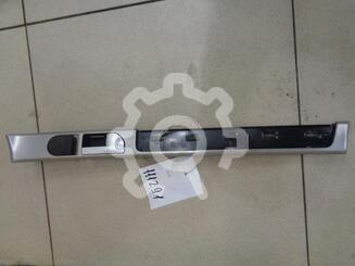 Накладка двери Volkswagen Touareg I 2002 - 2010