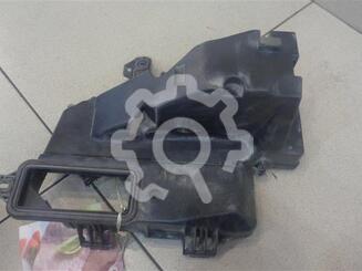Корпус блока предохранителей Audi A6 [C6,4F] 2004 - 2011