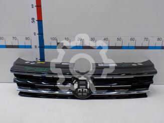 Решетка радиатора Volkswagen Tiguan II 2016 - н.в.