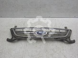 Решетка радиатора Ford Focus III 2011 - 2019