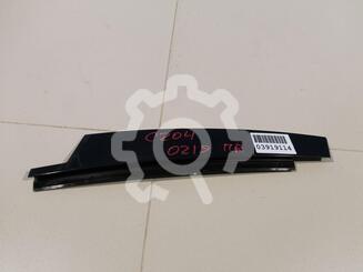Накладка двери передней правой Mercedes-Benz C-Klasse III W204 2006 - 2015