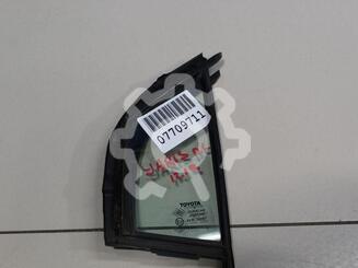 Стекло двери передней левой Toyota Yaris 2005 - 2011