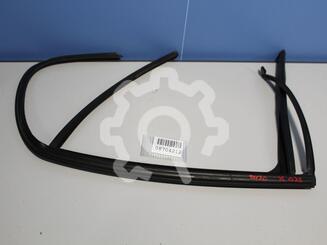 Уплотнитель стекла двери BMW 1-Series [F20, F21] 2011 - 2019