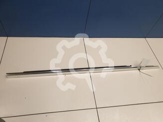 Молдинг двери передней правой Mercedes-Benz C-Klasse IV W205 2014 - 2021