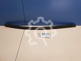 Молдинг двери задней левой Audi A3 II (8P) 2003 - 2013