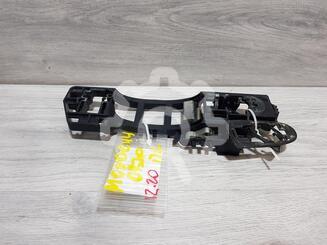 Кронштейн ручки Ford Kuga II 2012 - 2019