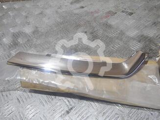 Накладка решетки радиатора Honda CR-V III 2006 - 2012