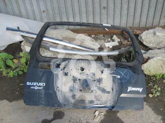 Дверь багажника Suzuki Jimny III 1998 - 2019