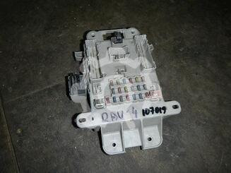 Блок предохранителей Toyota RAV 4 II [XA20] 2000 - 2006
