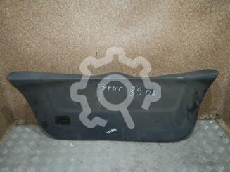 Обшивка двери багажника Toyota Yaris 2005 - 2011