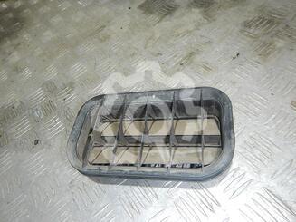 Решетка вентиляционная Volkswagen Touareg I 2002 - 2010