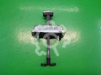 Ограничитель двери Land Rover Range Rover Sport I 2005 - 2013