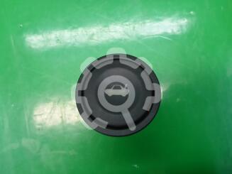 Кнопка открывания багажника Ford Fusion 2002 - 2012
