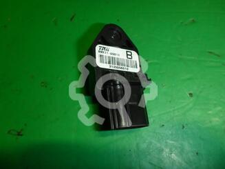 Датчик AIR BAG Toyota Avensis II 2003 - 2008