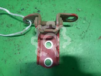 Петля двери Toyota Yaris 2005 - 2011