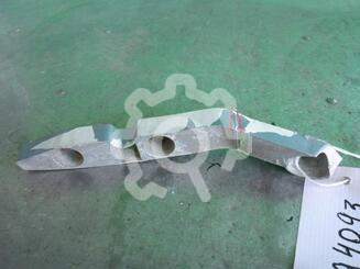 Кронштейн бампера переднего Ford Focus II 2005 - 2011