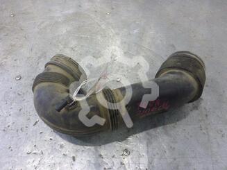 Патрубок воздушного фильтра Volkswagen Touareg I 2002 - 2010