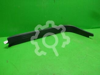 Накладка порога (внутренняя) Toyota Land Cruiser [200] 2007 - 2021