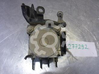 Блок управления ABS Toyota Auris (E15) 2006 - 2012