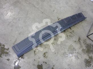 Накладка бампера заднего Toyota Land Cruiser [200] 2007 - 2021