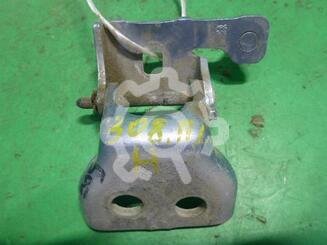 Петля двери передней Peugeot 308 2007 - 2015