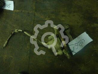 Суппорт передний правый Ford Focus II 2005 - 2011