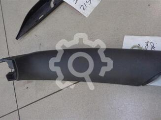 Обшивка двери багажника Volkswagen Touareg I 2002 - 2010