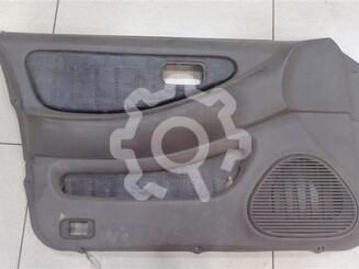 Обшивка двери передней левой Nissan Presea II 1995 - 2000