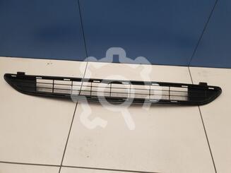 Решетка в бампер Toyota RAV 4 IV [CA40] 2012 - 2019