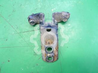 Петля двери передней Mitsubishi Lancer IX 2000 - 2010