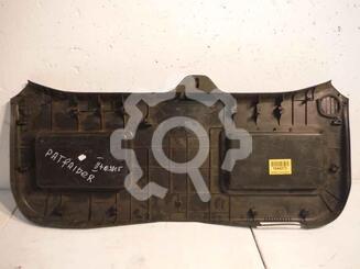 Обшивка крышки багажника Nissan Pathfinder III [R51] 2004 - 2014