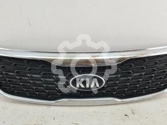 Решетка радиатора Kia Sorento II 2009 - 2020