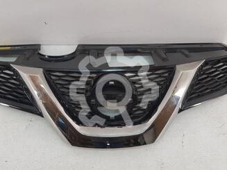 Решетка радиатора Nissan X - Trail (T32) c 2014 г.