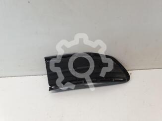 Решетка в бампер Toyota RAV 4 IV [CA40] 2012 - 2019