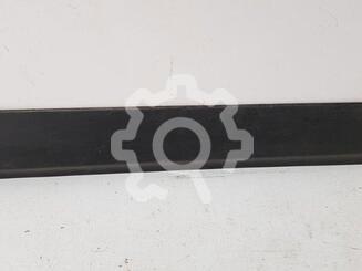 Накладка двери передней левой Nissan Qashqai (J10) 2006 - 2014