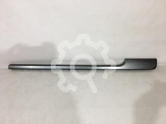 Накладка двери передней правой Land Rover Range Rover IV 2012 - 2022