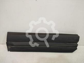 Накладка двери задней правой Lexus RX IV 2015 - 2024