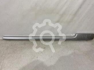Накладка двери передней правой Land Rover Range Rover IV 2012 - 2022