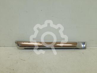 Молдинг двери задней правой Toyota Land Cruiser [200] 2007 - 2021