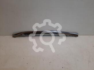 Молдинг бампера переднего Mercedes-Benz C-Klasse IV W205 2014 - 2021