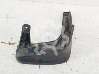 Брызговик передний правый Hyundai ix35 2010 - 2015