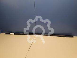 Молдинг двери задней правой Mercedes-Benz GLA-Klasse I [X156] 2013 - 2020