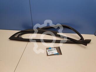 Уплотнитель стекла двери Ford Focus II 2005 - 2011
