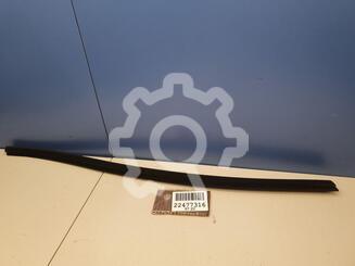 Молдинг двери передней правой Hyundai ix35 2010 - 2015