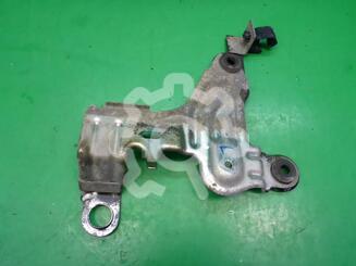 Кронштейн воздушного фильтра Mazda CX-7 2006 - 2012